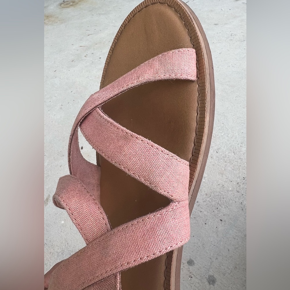 TOMS Shimmer Pink/Coral Sandal Women Size 11 - Picture 7 of 11